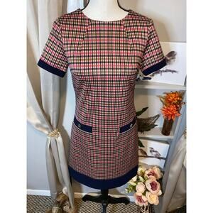 Tommy Hilfiger EUC size 2 Crewneck Short Sleeves Pull On Zip Back Shift Dress